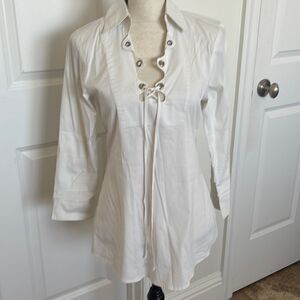 Cotton and spandex white blouse with lace up front. Bailey 44